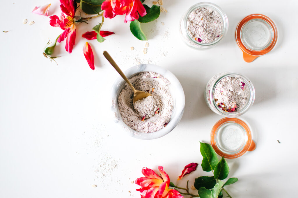 horiz close lavender rose oat milk bath (1)